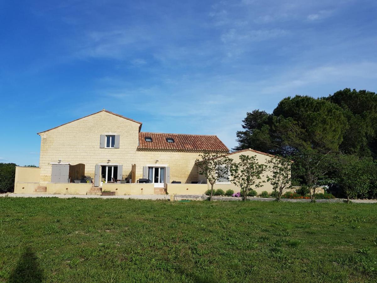Le Mas Saint Jean Mezoargues Экстерьер фото